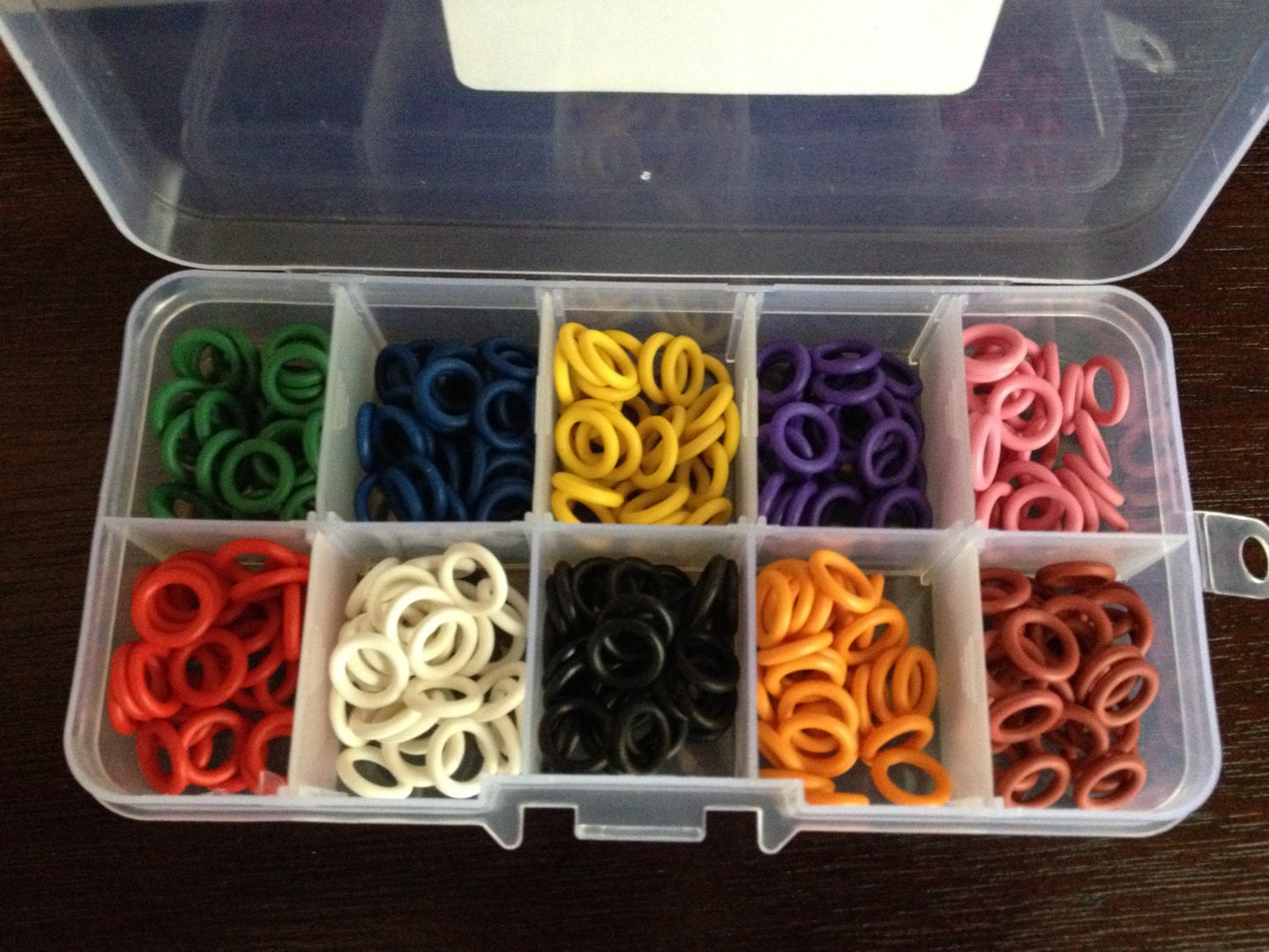 Complete set of Medium Stitch Markers! 10 different colors! 300 Stitch Markers!! Comes in plastic storage box!  10mm OD