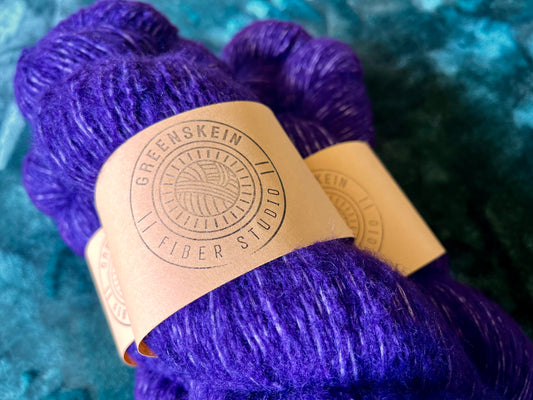 Cloud-Soft Blend with Dreamy Halo